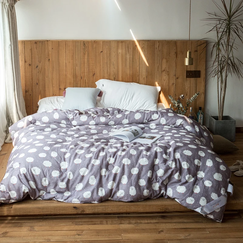 

2018 Cute Sheep Grey Thick Winter Comforter Quilting Sanding Cotton Fabric Polyester Filler Queen King Size Brushed Fabric