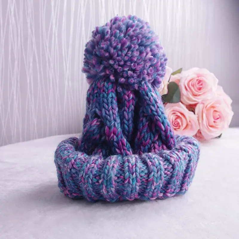 Женская зимняя утолщенная плетеная вязаная шапка карамельного цвета, теплая вязаная крючком мешковатая шапочка с манжетами и милым большим помпоном
