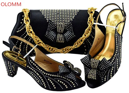 WD1-18 MM1077 BLACK SIZE 38-43 HEEL 6.5CM 0.75KG 210RMB