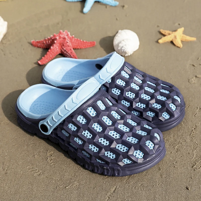 captain america crocs mens