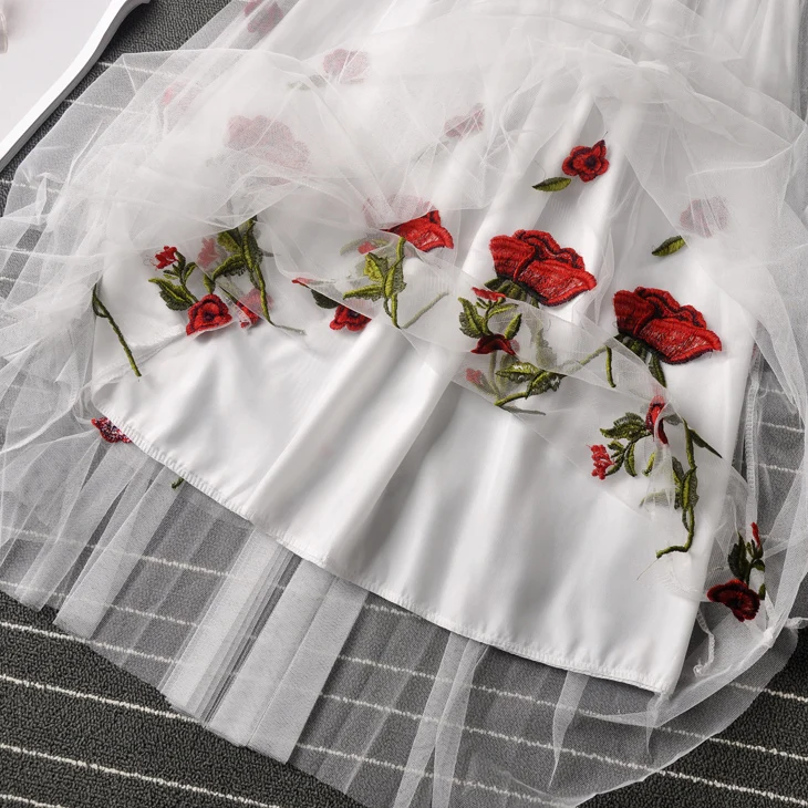 Повседневная кружевная Женская юбка с цветочной вышивкой, модные женские юбки, кружевная юбка, Женская однотонная черная белая мини-юбка, летняя юбка 0758 40