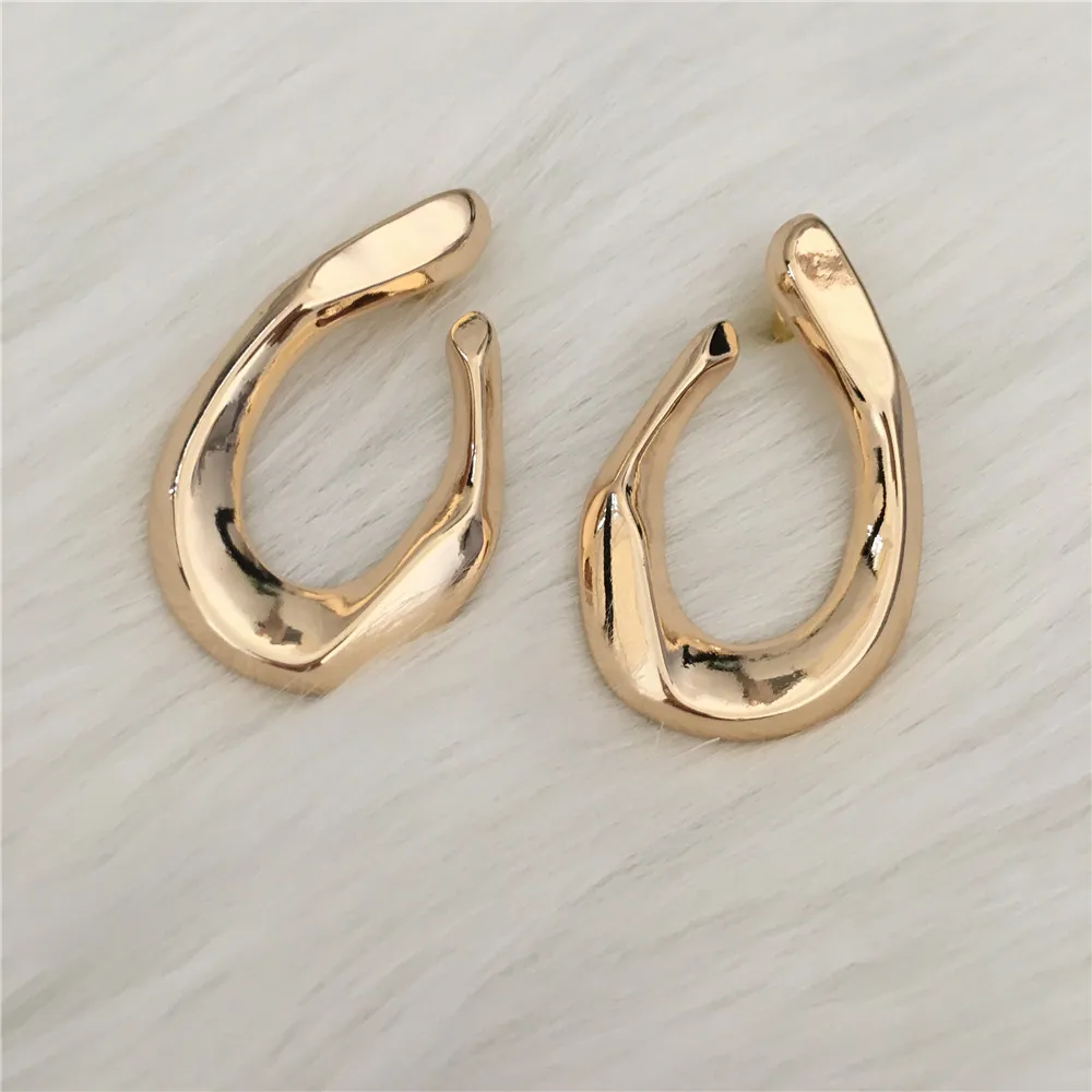 

FASHION JEWELRY GOLD COLOR SCULPTURE STUD EARRINGS FOR WOMEN GIRL