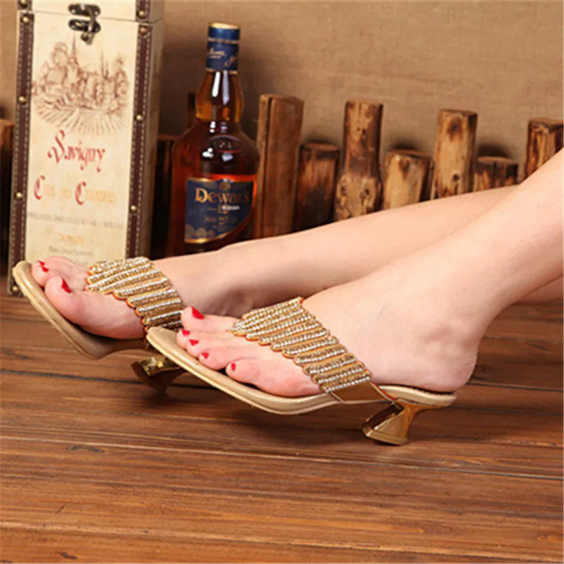Женские шлепанцы со стразами роскошная Брендовая обувь лето 2018|brand slippers|slippers