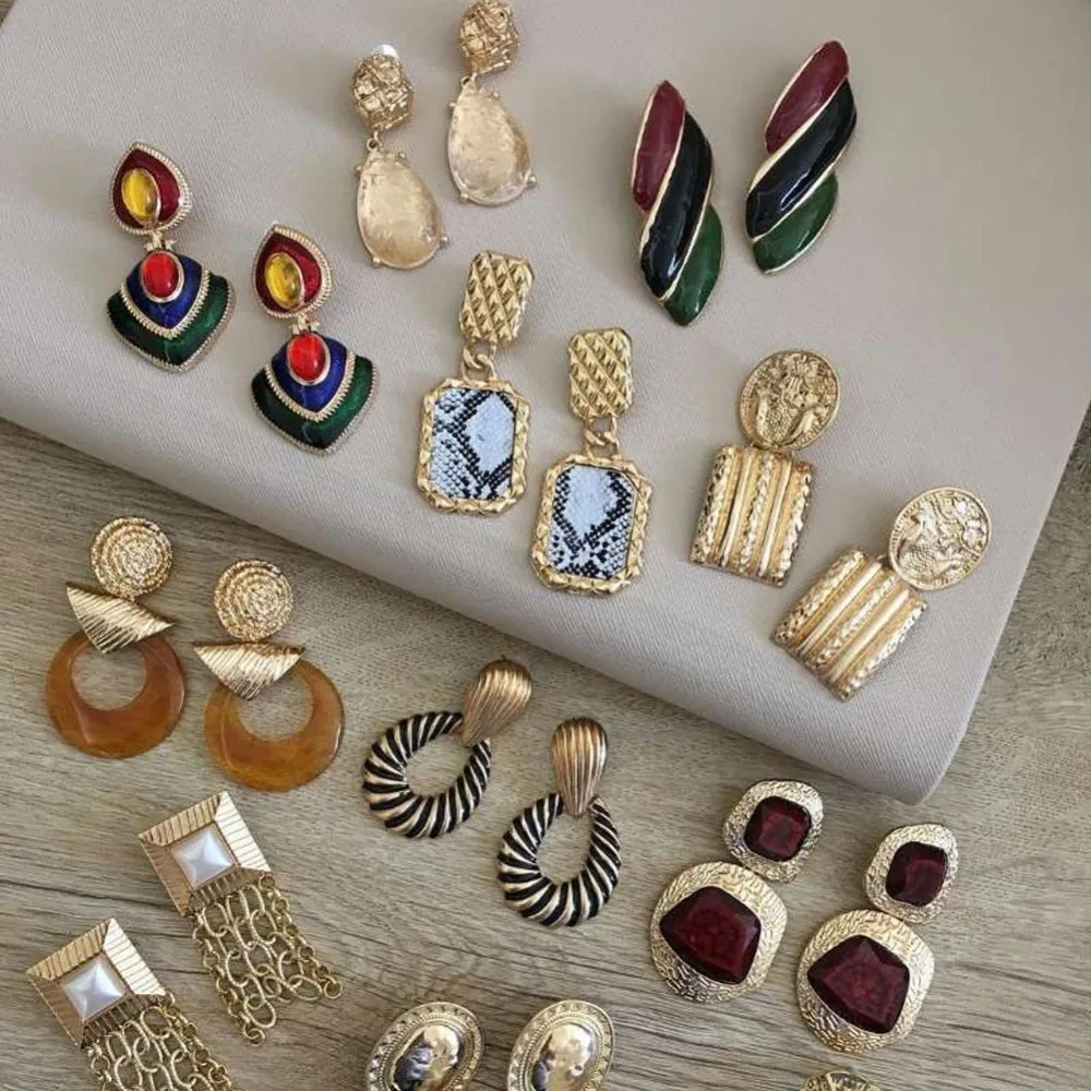 

Girlgo New ZA Metal Maxi Drop Earrings For Women Ethnic Wedding Jewelry Dangle Hanging Earrings Gold Color Wholesale Bijoux