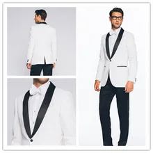 Новое поступление на заказ, тонкая посадка на одной пуговице, черная сатиновая шаль с отворотом, белая куртка с черными брюками, свадебные костюмы для мужчин