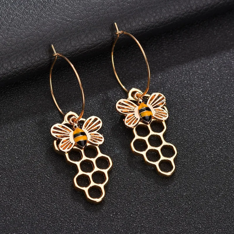 

Krazylee Enamel Bee Earrings Gold Silver Geometric Drop Hoop Earring Boho Ethnic Vintage Animal Earrings New Arrival 2019 YY772
