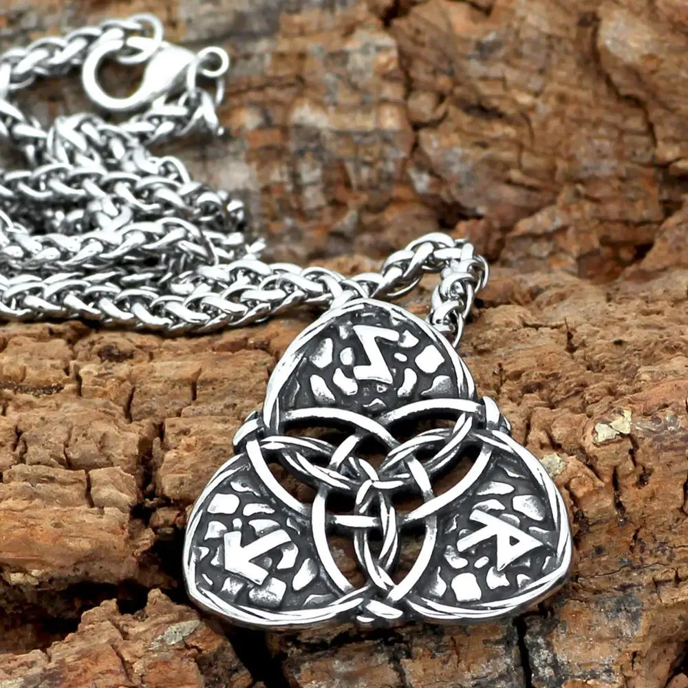 

2019 new Nordic Ireland knot stainless steel pendant necklace Viking pirate Rune titanium steel men jewelry gifts