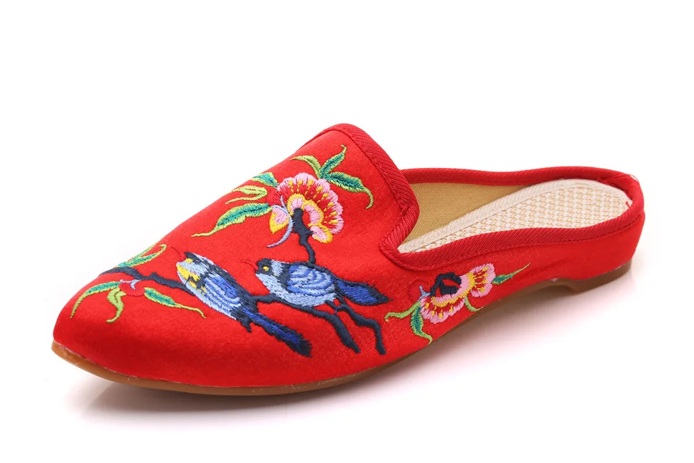 Veowalk/Брендовые женские туфли без задника из мягкого хлопка с вышивкой и острым носком; Летние удобные женские шлепанцы с вышивкой в стиле ретро - Цвет: Красный