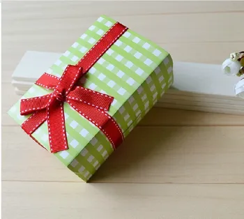 

Free shipping green Handmade Cake Box Biscuit Cookies Box Baking packaging Boxes ,SIZE:14.6*9.2*6cm 100piece\lot