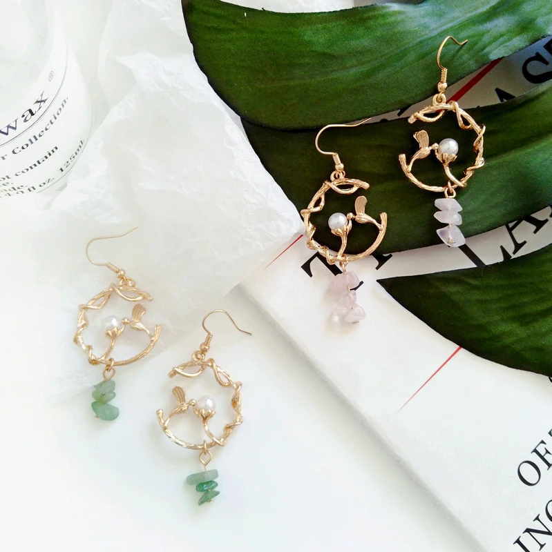 

Free Shipping New Sweet Cute Bird Leaf Stone Earring