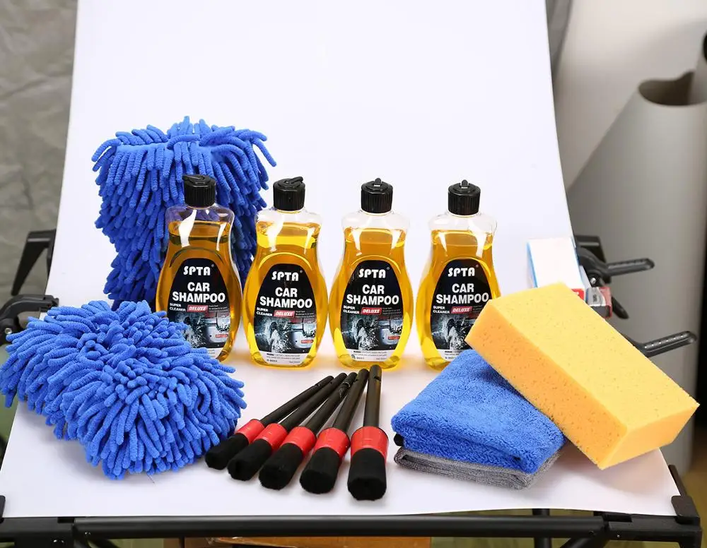 

SPTA 4Pcs 500ml Car Wash Soap and Shampoo 5 Car Detail Brush 1 Car Wash Mitt,1 Car Glove and 2 Microfiber Towel Car Care Kits