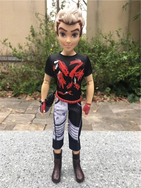 disney descendants boy dolls