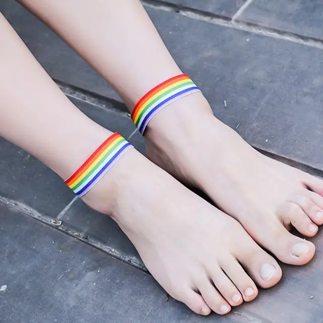 foot leg lesbian Lesbian fuck girl