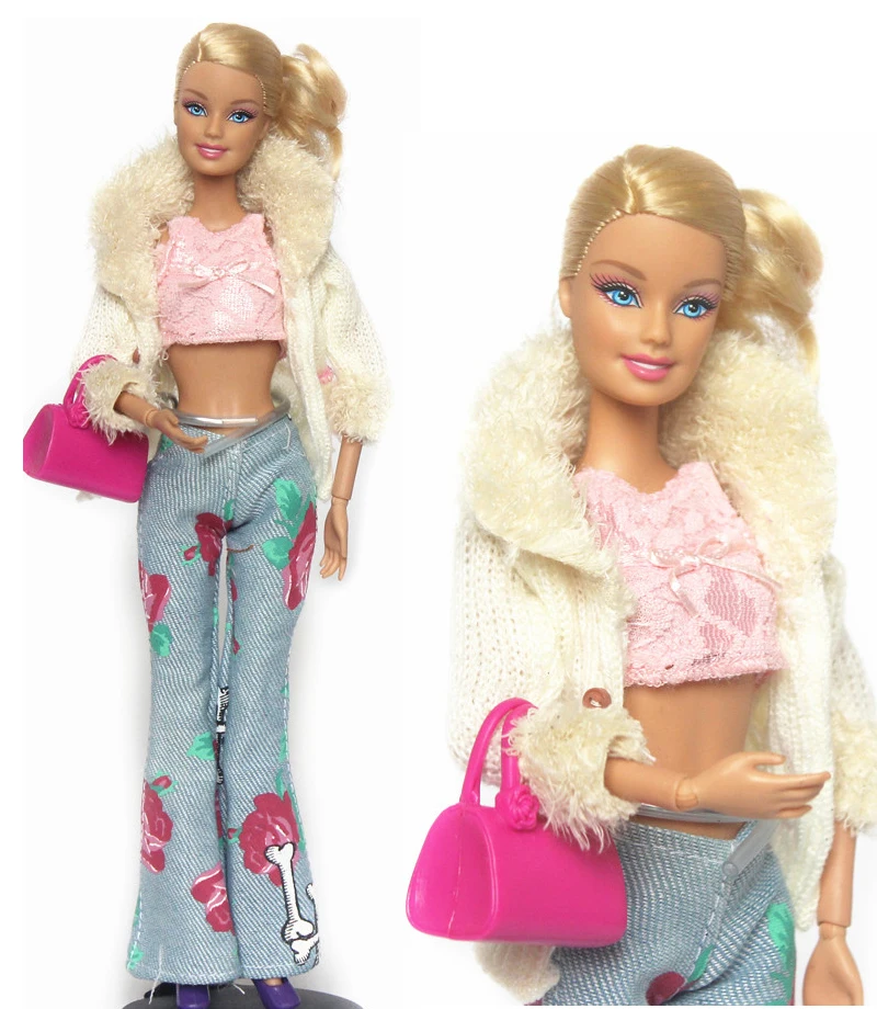 Plush Coat + Jeans +Top +bag + shoes / Winter Wear Sweater Outfit