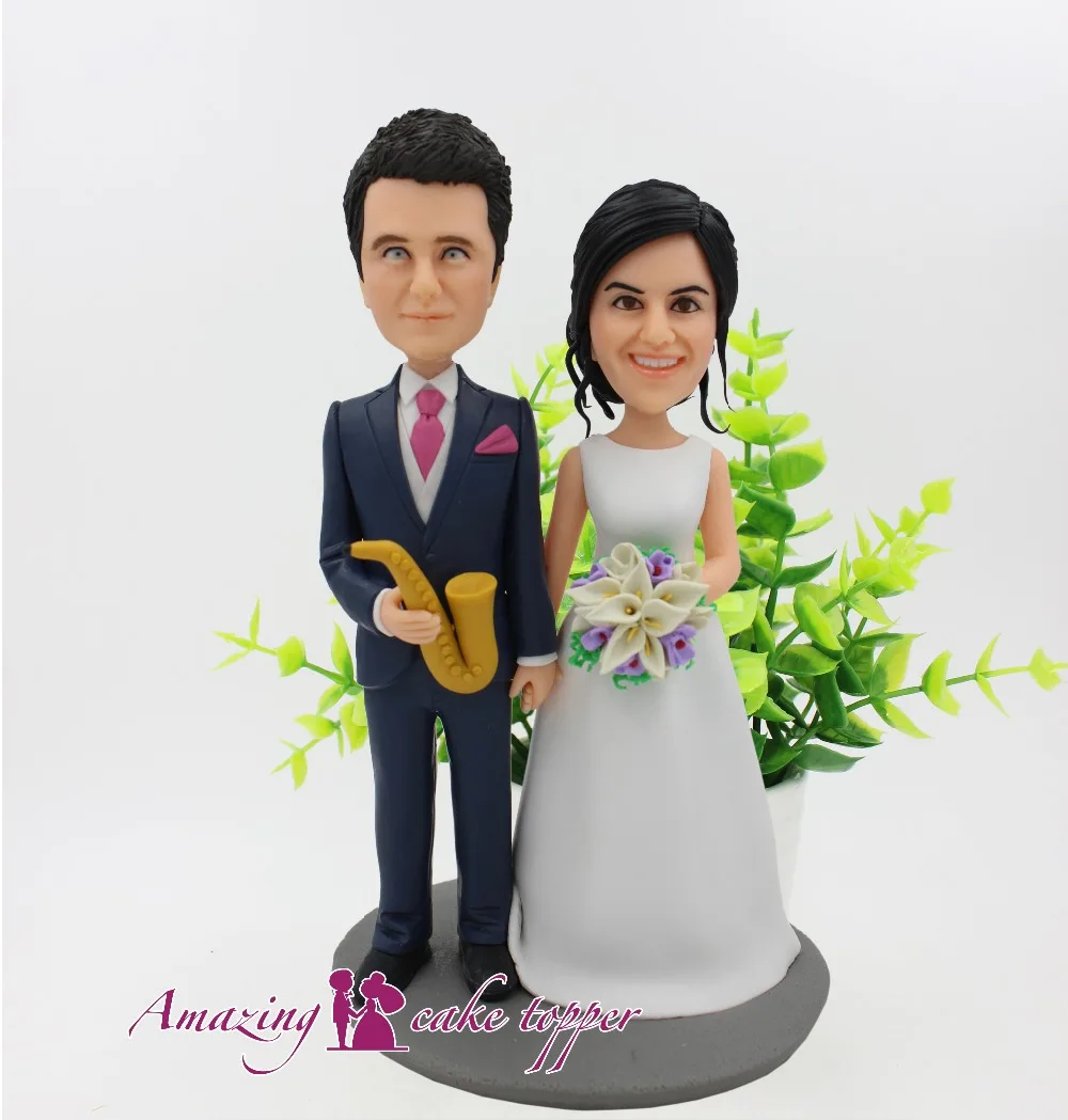 

2019 AMAZING CAKE TOPPER ToysSaxophone plays a song for the belovedgirlAnd Groom Gifts Ideas Customized Figurine Valentine's Day