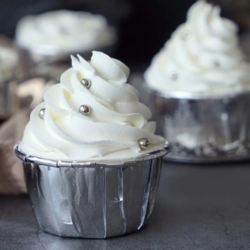 

New arrival 100pcs silver gold cupcake liners paper cups cases muffin cake mold party wedding decoration cupcake baking supplies
