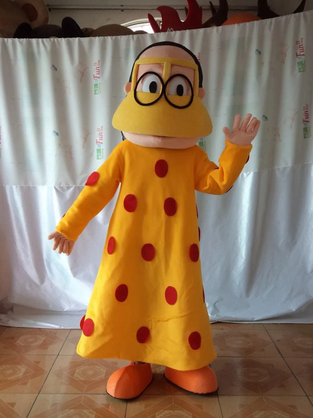

Free shipping yellow skirt Arab woman mascot costume