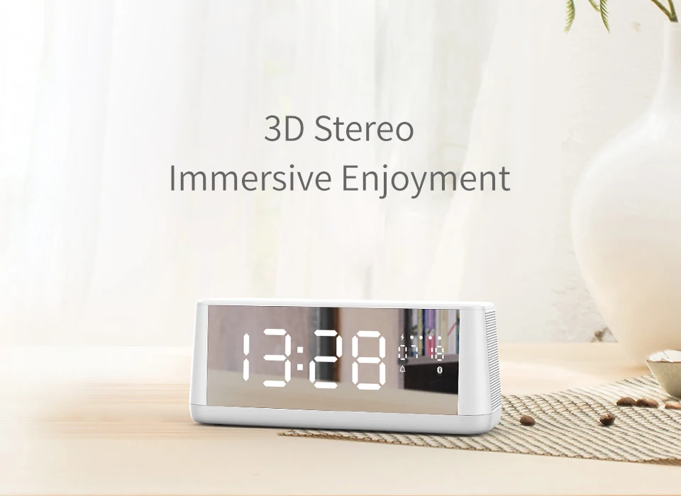

MIFA A30 white wireless Bluetooth 4.2 sound alarm digital screen portable subwoofer sound(white)