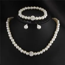 Модные Классические Имитация Перла Rhinestone Топ Элегантный Подарок Партии Мода Костюм Жемчужина Ювелирные Наборы Для Женщин