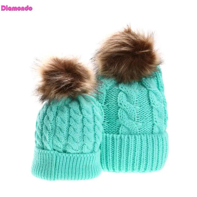 

2Pcs/Set 2018 Fashion Parent-Child Ball Hat Winter Warm Mom Baby Hats Western Style Infant Kids Cotton Knitted Hat Beanie Caps