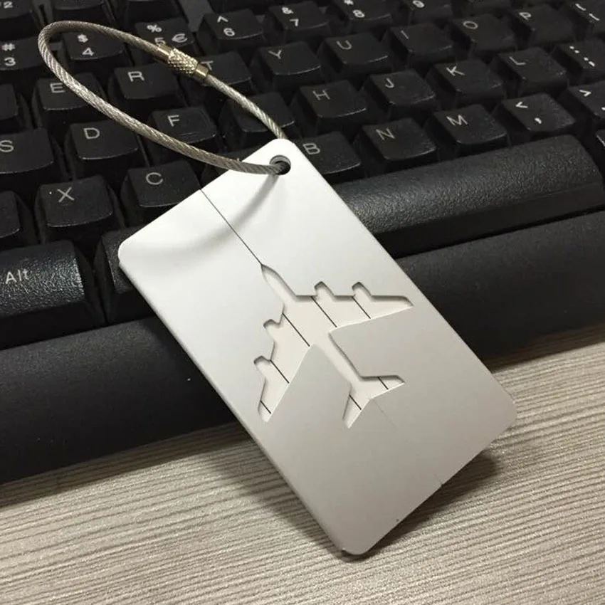 2017 New Laser engraving aluminum alloy luggage card tag creative