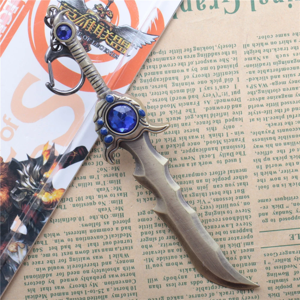 DZ733 Hot Sale 6.3" League of Legends LOL Barbarian King Keychain Pendant DZ733 Hot Sale 6.3" League of Legends LOL Barbarian King Keychain Pendant