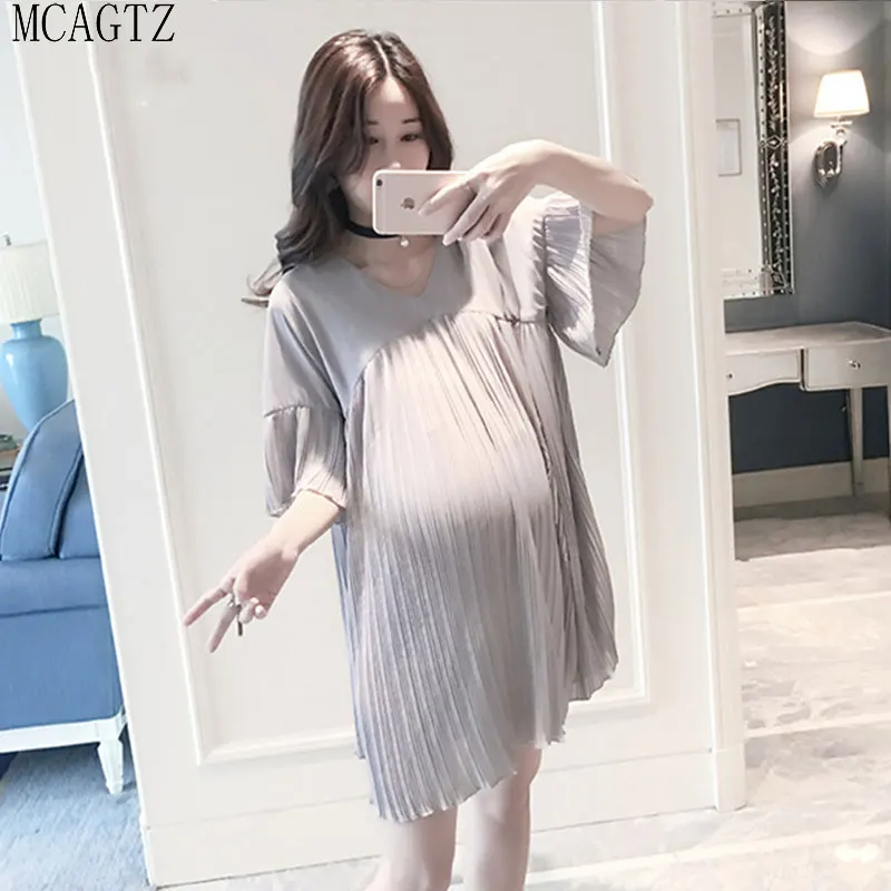 Preganant korean women