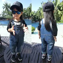 Детские Новые весенние однотонные свободные школьные джинсовые комбинезоны для девочек и мальчиков джинсовые комбинезон Детская одежда 2 4 6 лет 36