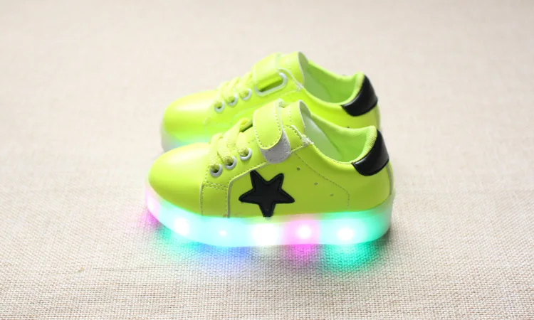

2018 New fashion baby light shoes boys and girls casual shoes soft bottom first walk toddler shoes kids sneakers children shoes