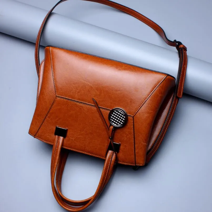 

FoxTail & Lily New Brand 2018 Oil Wax Leather Handbags Women Shoulder Messenger Crossbody Bags Genuine Leather Casual Tote Bag