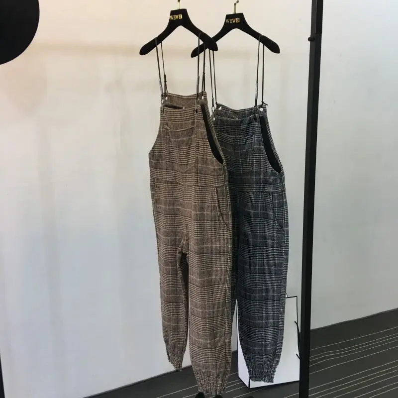 

2017 winter England Plaid woolen overalls retro wool loose pants student Haren pants female leisure ankle-length