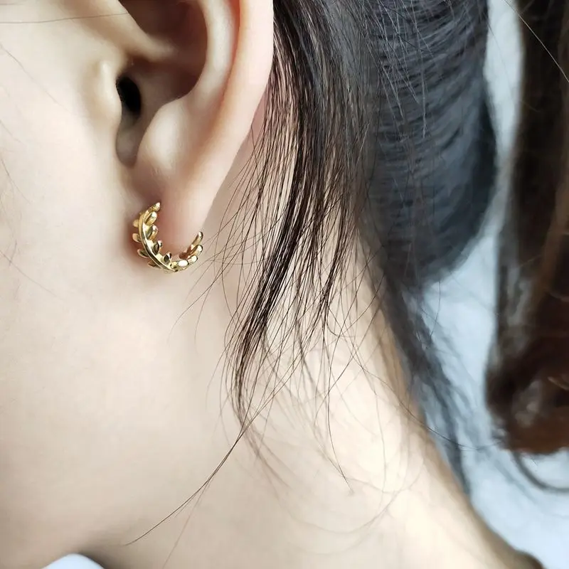 

Silvology 925 Sterling Silver Leaf Hoop Earrings Gold Texture Creative Cool Summer Earrings For Women Fashionable Jewelry Gift