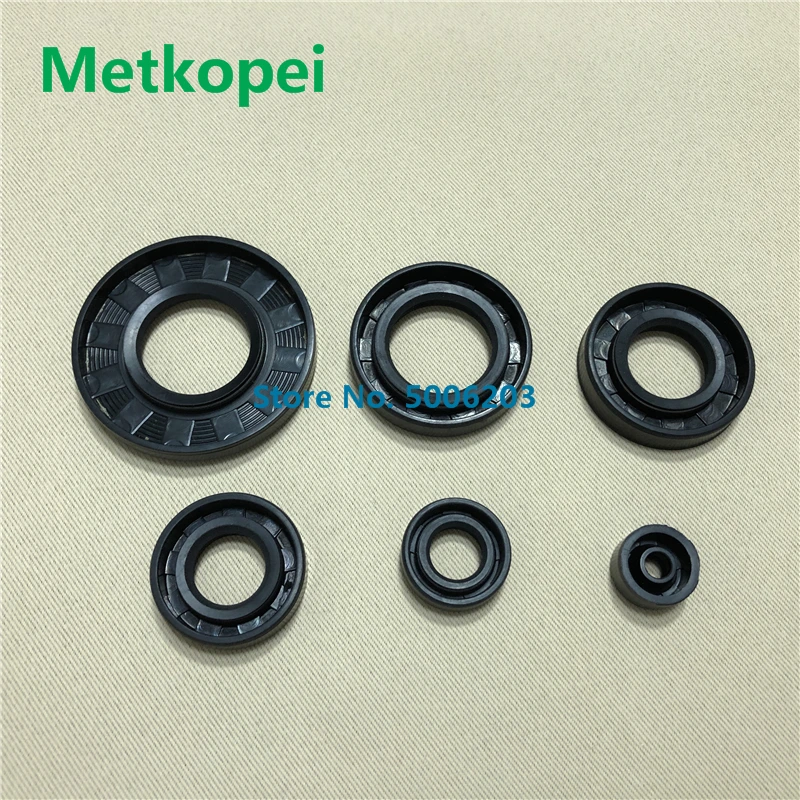 AX100 engine oil  seal (3)