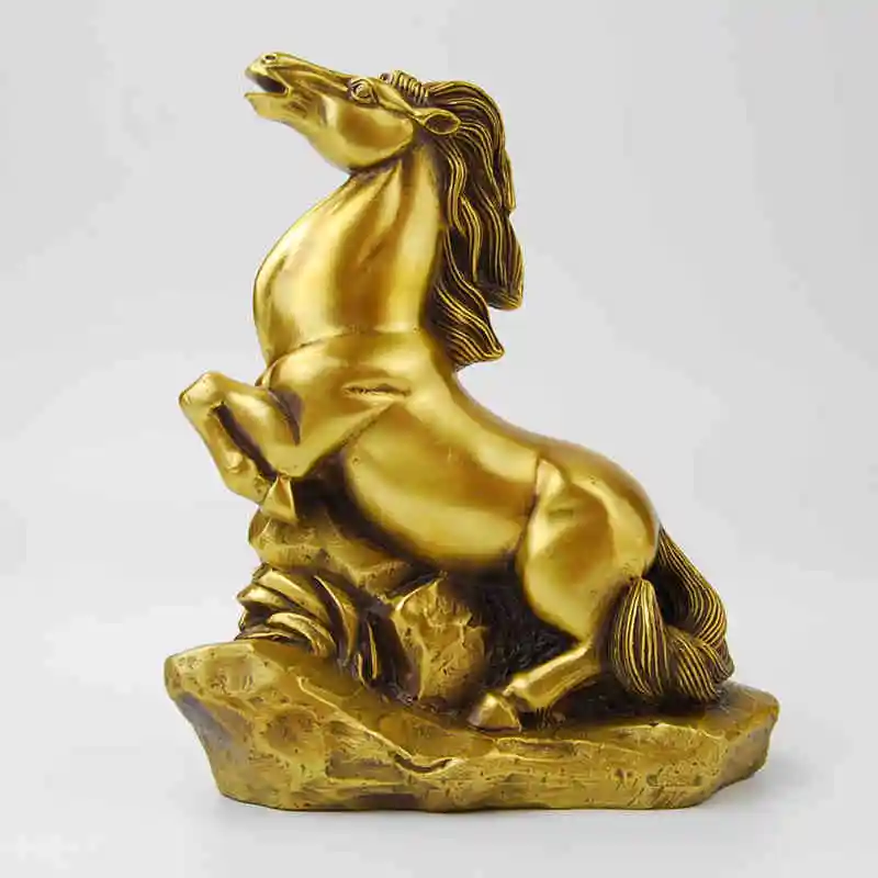 A copper bronze horse lucky horse decoration crafts office feng shui