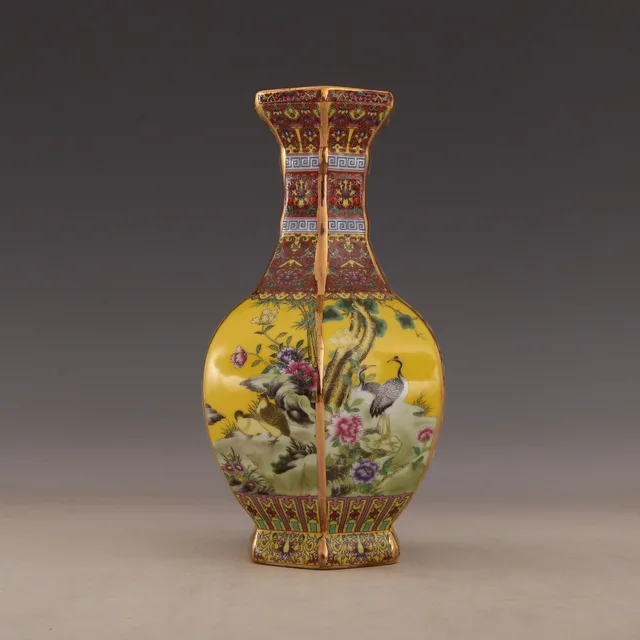 Qing Dynasty Qianlong year mark enamel gold flower and bird appreciation vase antique porcelain ancient porcelain collection 2