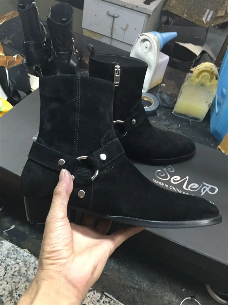 Панк винтажном стиле Высокое качество дизайнерские черные мужские туфли Роскошные брендовые Мужские Челси в западном стиле мотоциклетные ботинки обувь