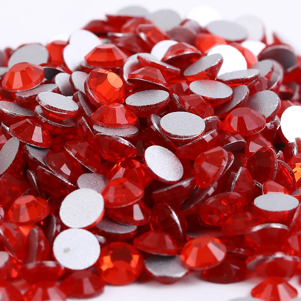 

Lt.Siam 3D Nail Art Rhinestones ss3 ss4 ss5 ss6 ss8 ss10 ss12 ss16 ss20 ss30 ss34 Glass/Crystal Non HotFix Nail Art Decorations