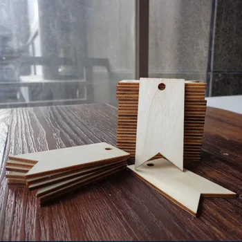 

100pcs Wooden Gift Tag 6.4x3.2cm Zigzag Blank Wood Hang Tag Party Deco Wood Cards Strings included