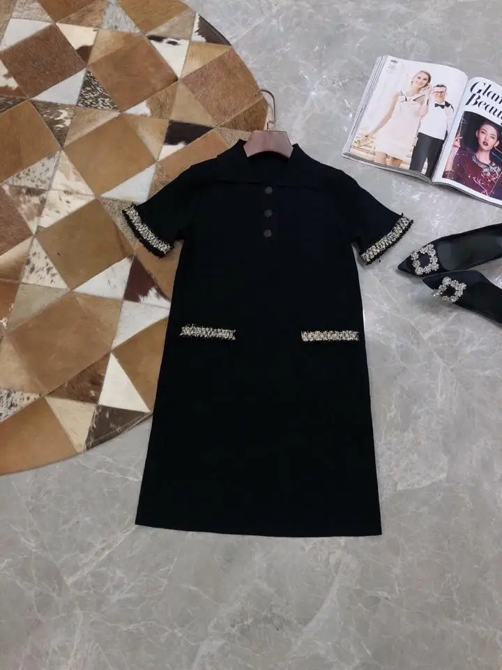 

2019 new ladies fashion double pockets and two cuffs with thick floral knit lapel dress 0531