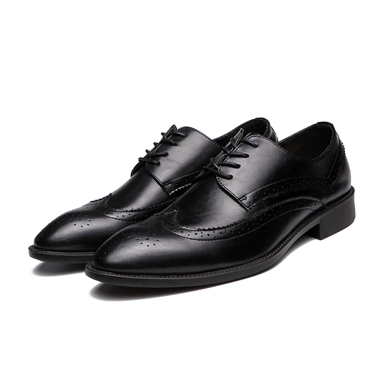 Мужской строгий деловой костюм обувь для мужчин кисточкой Британский Стиль Резные натуральная кожа повседневная обувь Бизнес оксфорды свадебные туфли k3 - Цвет: black