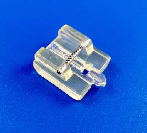 

SEWING PFAFF PRESSER FOOT 93-042980-91 / 820474-096 / INVISIBLE ZIPPER FOOT PFAFF SEWING MACHINES INVISIBLE ZIPPER FOOT