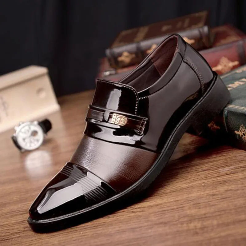 

2018 England Style Men Fashion Spring Autumn Solid Color Genuine Leather Shoes,Slip-on Pointed Toe Basic Leather Doug Shoes