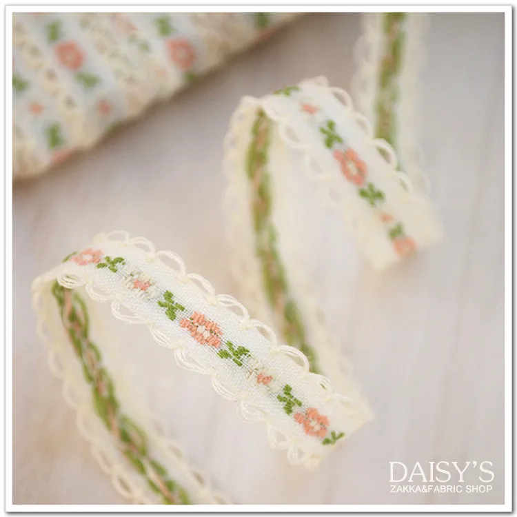 

10Yard / lot Embroidery lace trim decoration ribbon fabric ribbon 1cm beige diy small flower lace