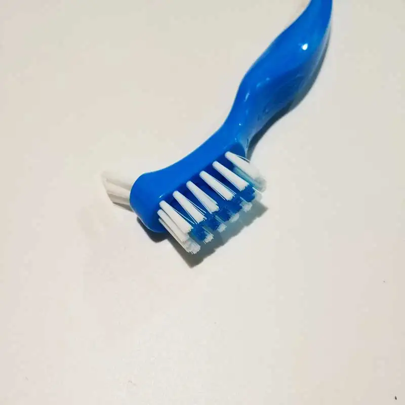 newdenturetoothbrush.N.800