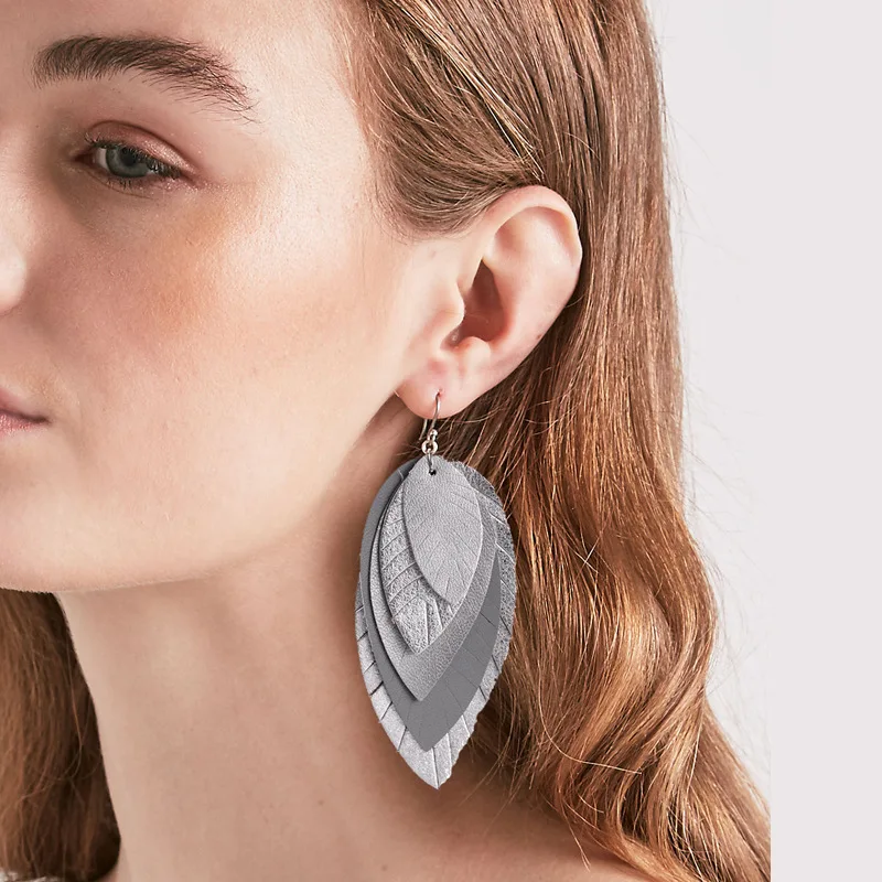 

Ethnic Leather Earrings for Women High Quality Gray Color Multi Leaf Dangling Statement Earring Bohemia Lady Jewelry Bijoux