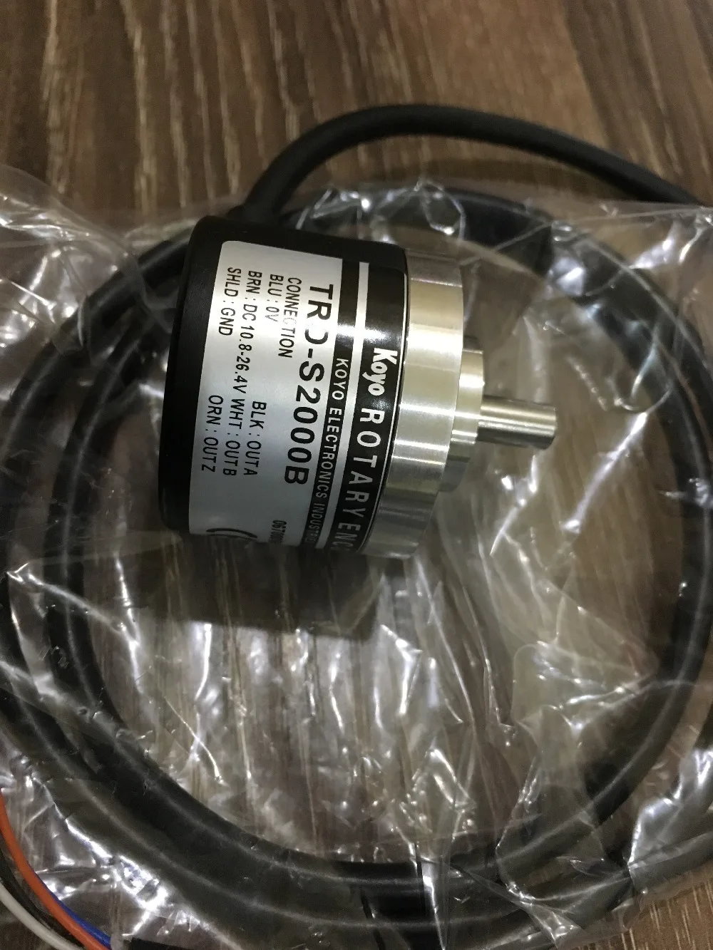 

TRD-S2000B Koyo rotary encoder shaft diameter 6mm outer diameter of 38mm solid shaft