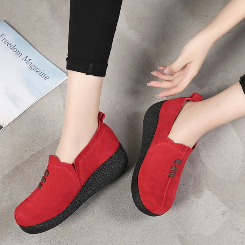 

SAILING LU New Spring Women Platform Flats Red Slip On Wedges Solid Round Toe Creepers Female Casual Flat Walking Shoes XWD7264
