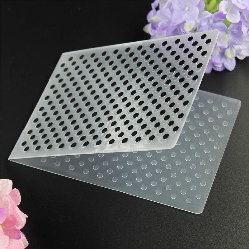 

YLEF033 Dots Plastic Embossing Folder For Scrapbook Stencils DIY Photo Album Cards Making Decoration Template Mold 10.5*14.5cm