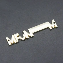 Заказ высокого брендовая торговая марка одежды Швейные письмо табличка для одежды сумка обуви торговой марки пользовательские 0,9*4,5 см ручной работы тиснением