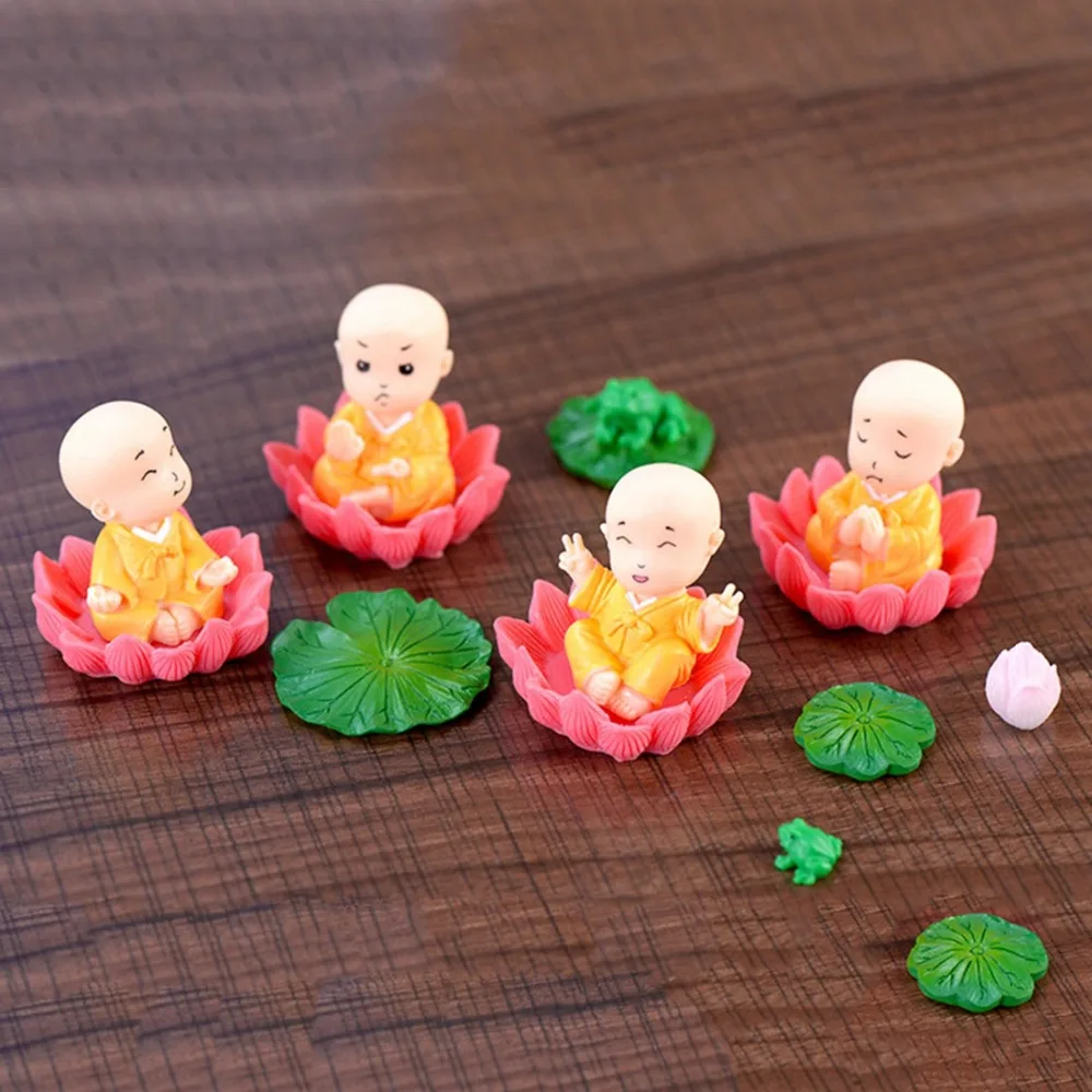 

2pcs/Set Chinese Monk With Lotus Cute Refin Figurines Micro Landscape Decoration Home Decoration Gift For Kids